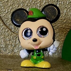 Mickey Mouse International Getaway Let’s Go Series NEW